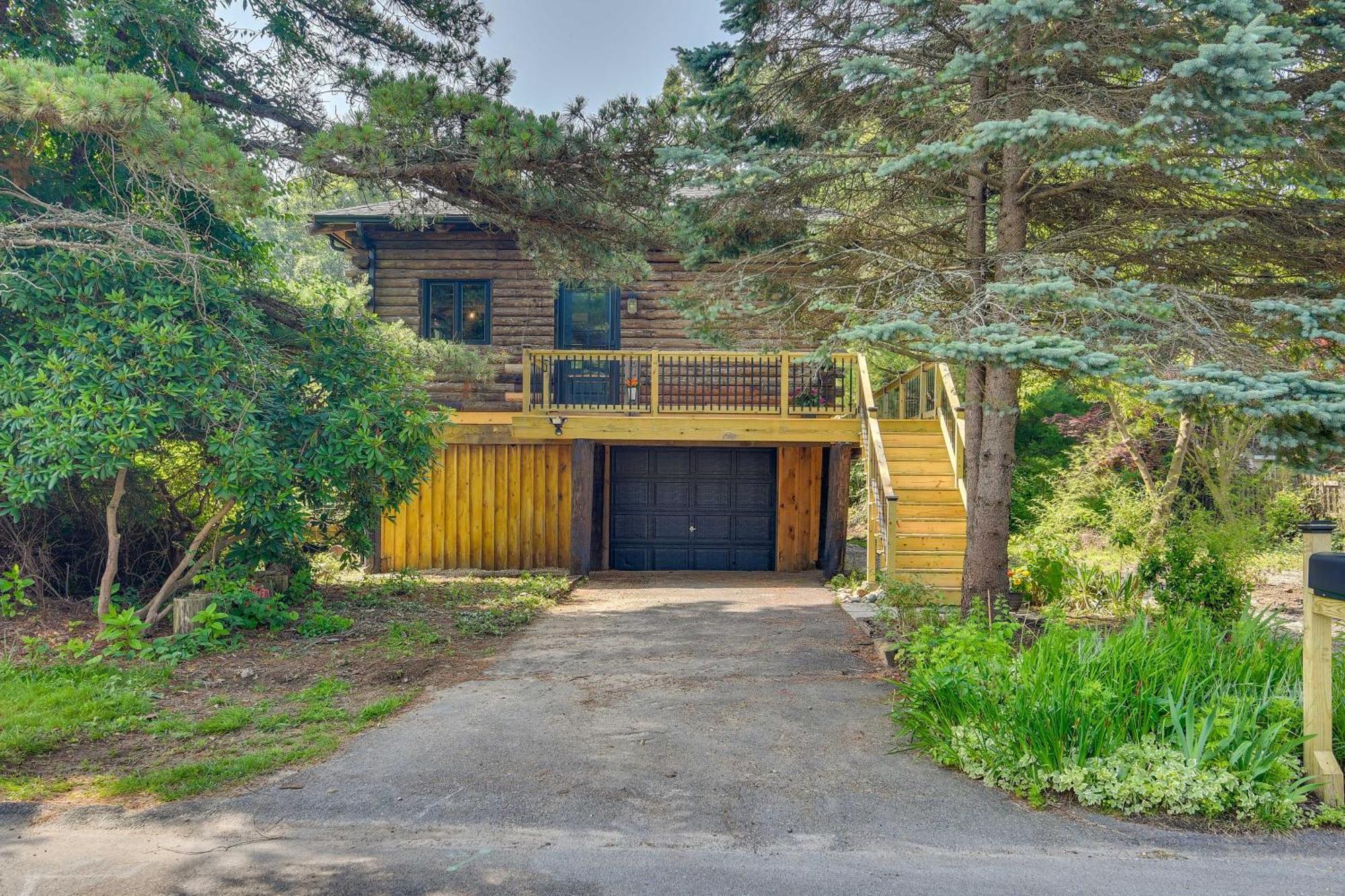 Вілла Fairhaven Harbor-Front Gem - Steps From The Water! Екстер'єр фото